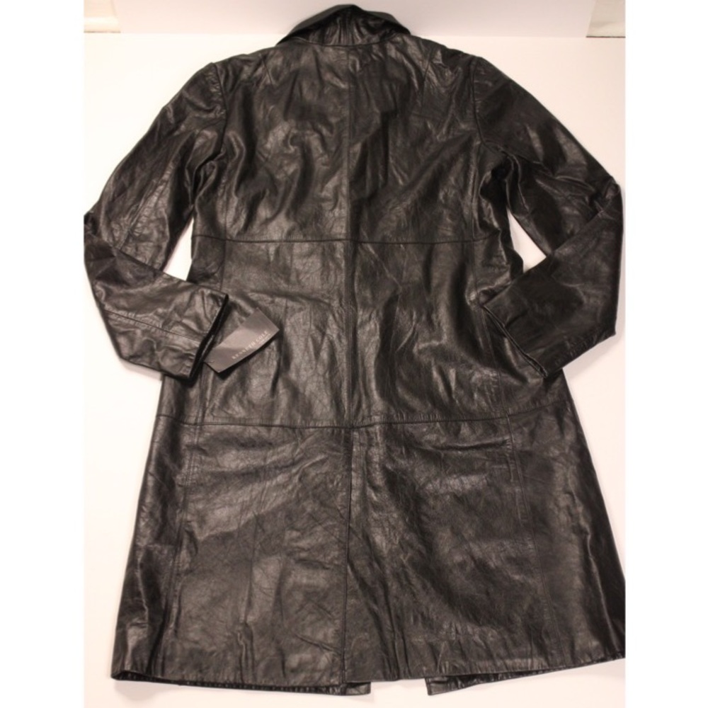 Kenneth Cole - Picture 3 of 6